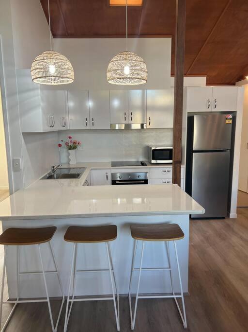 The Villas - Hervey Bay - 2 Separate Villas Urangan Екстериор снимка